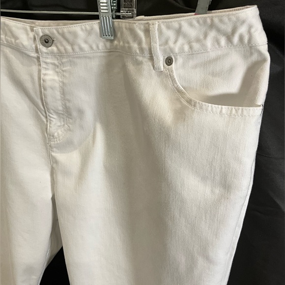 J-Jill Capri Crop 🤍 - Picture 5 of 11